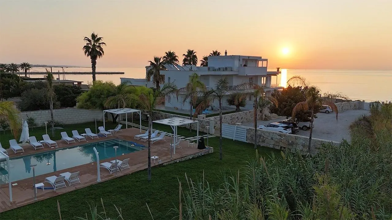 Il San Carlo - Suite Avola Villa